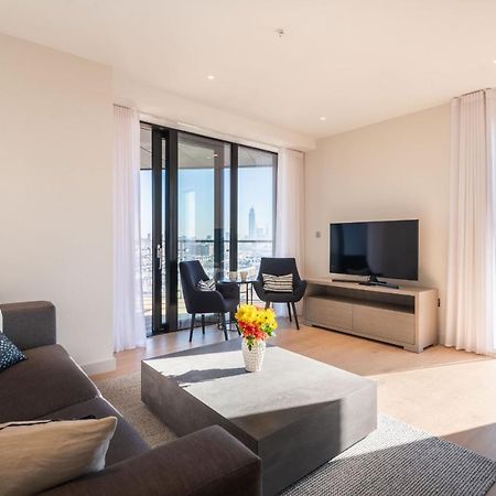 Elegant Victoria Home Close To Sloane Square By Underthedoormat Лондон Екстериор снимка