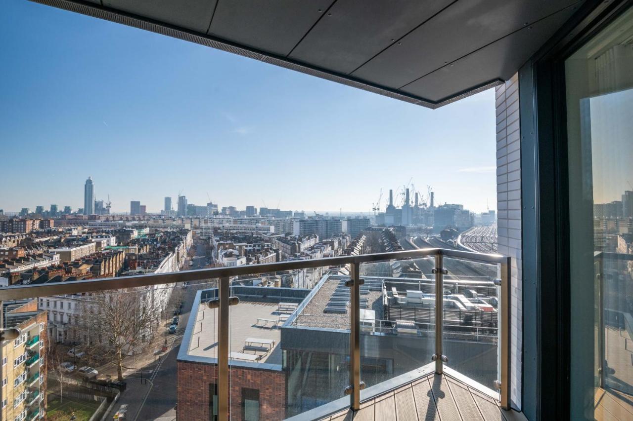 Elegant Victoria Home Close To Sloane Square By Underthedoormat Лондон Екстериор снимка