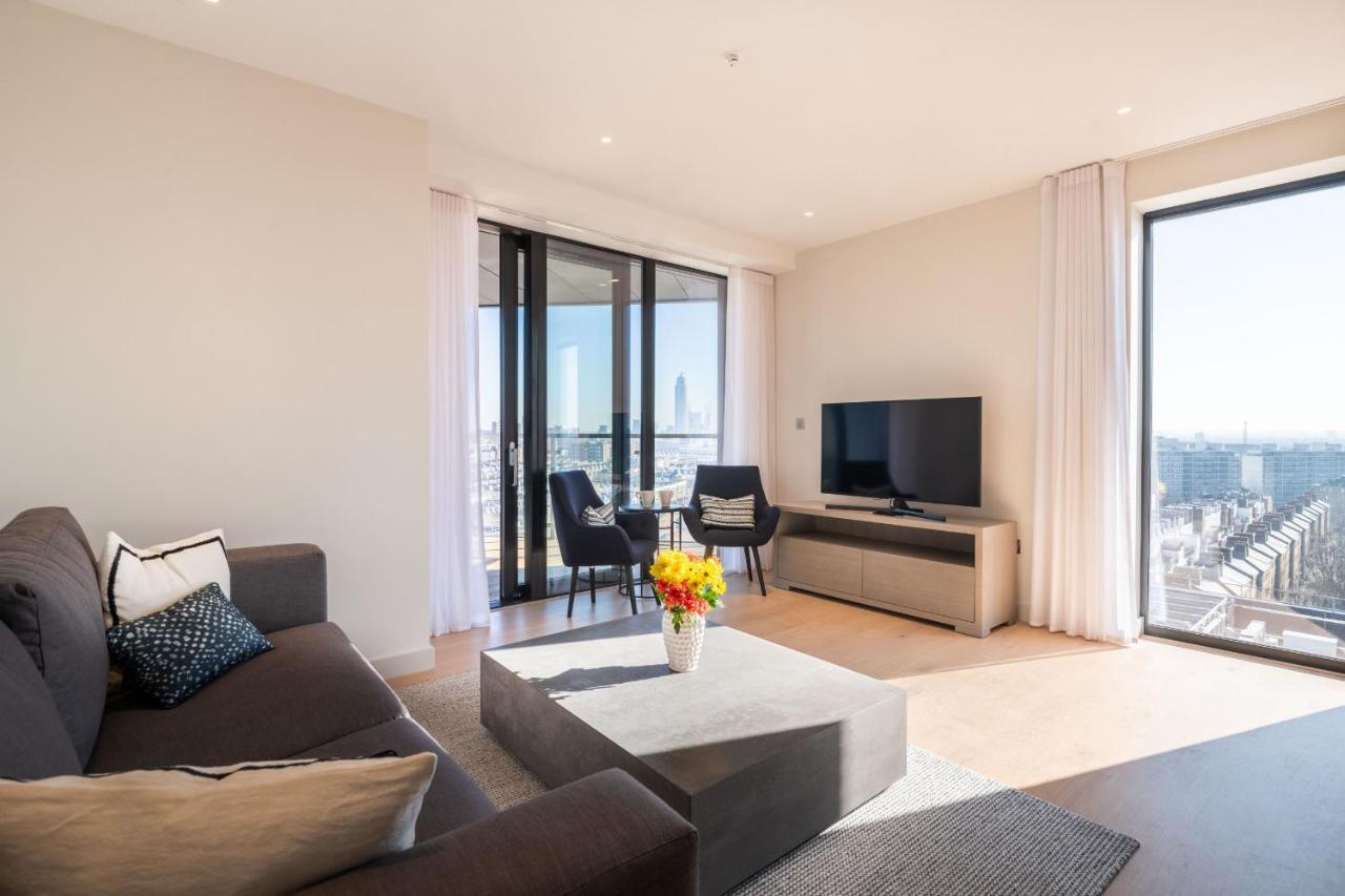 Elegant Victoria Home Close To Sloane Square By Underthedoormat Лондон Екстериор снимка