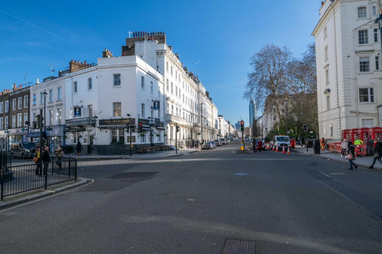 Elegant Victoria Home Close To Sloane Square By Underthedoormat Лондон Екстериор снимка